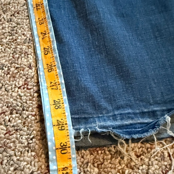 Levi’s 726 Flare High Rise Blue jeans frayed hem 32 - Picture 7 of 7